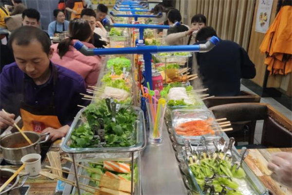 盅盅小火锅产品 门店图片