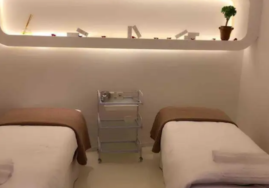 一个索兰黛美容需要了解什么？条件是什么