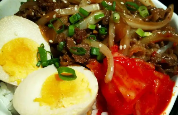 特府神牛烧肉饭