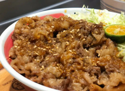 特府神牛烧肉饭