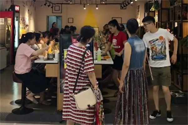 四川旋转小火锅产品 门店图片