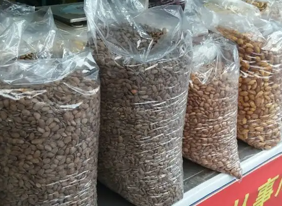 一个炒货店需要多少钱？苗家炒货独占一席之地