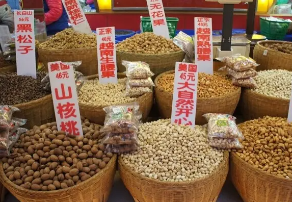 一个炒货店需要多少钱？苗家炒货独占一席之地