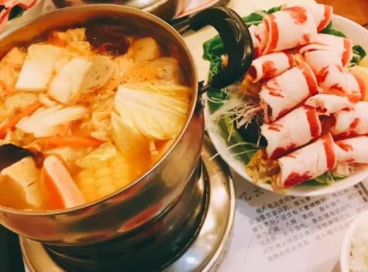 十元自助小火锅