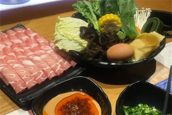 呷哺呷哺小火锅