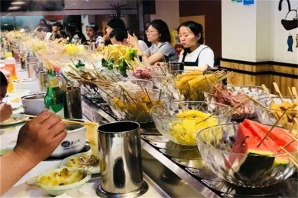 品优旋转小火锅