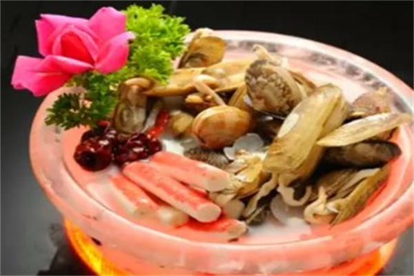 鼎羔香水晶小火锅产品 门店图片