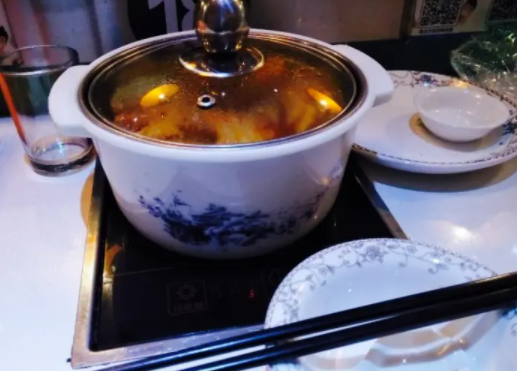 轩于鲜小火锅