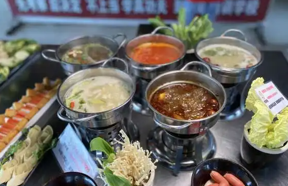 签堂主旋转小火锅