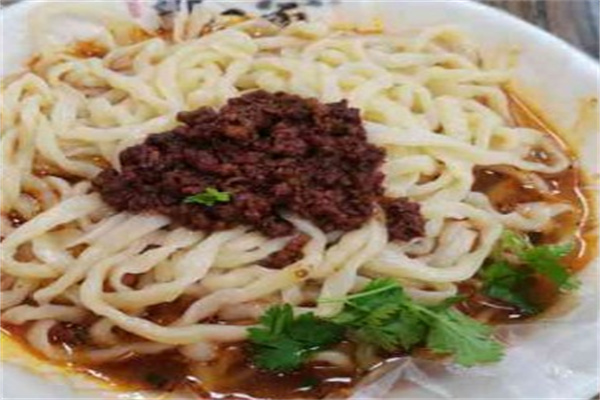 郎一家砂锅坛肉麻辣面产品 门店图片
