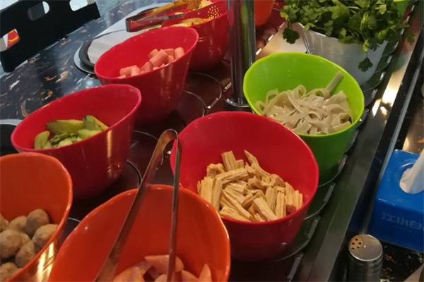 涮三江旋转小火锅