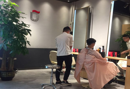 优剪概念美发店靠谱吗？条件是什么