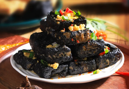 长沙豆腐店排行榜是什么？黑色经典长沙豆腐对其赞不绝口