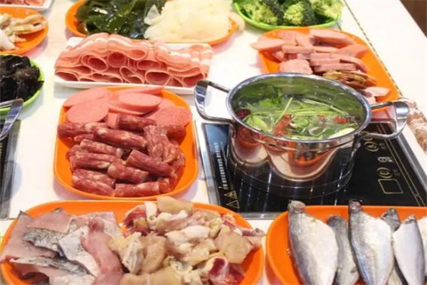 自助旋转小火锅哪个品牌好？优势是什么