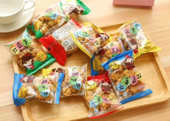盐津铺子休闲小食品费多少钱？优势是什么