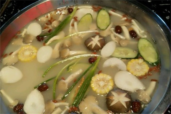 陈钢旋转小火锅