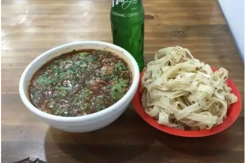 个龙鳞路第一家牛肉汤怎么样