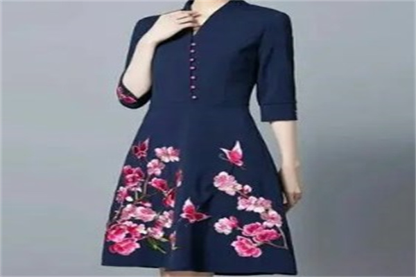 伊香飘影女装哪里？流程是什么