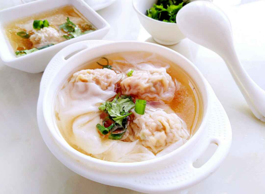 大兄云吞费是多少？条件是什么