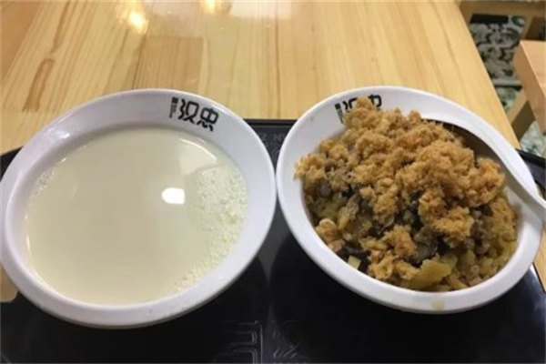 汉忠炊饭