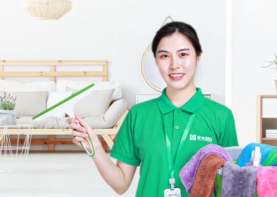 品牌家政保洁店的排行榜，美家美邦家政品牌形象好