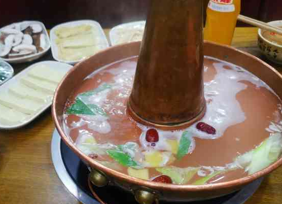 张伟铜锅涮羊肉