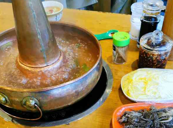 张伟铜锅涮羊肉
