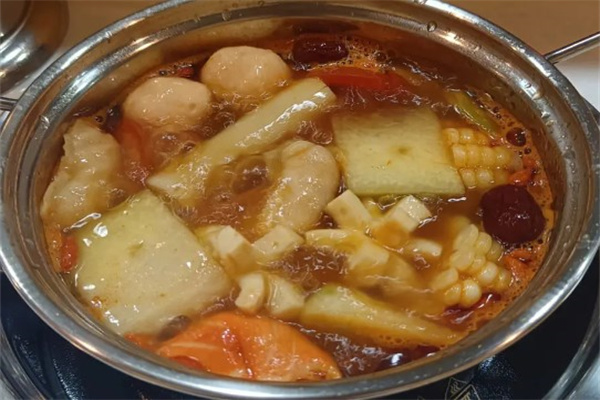 涮百味旋转小火锅