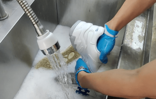 闪电斯巴达