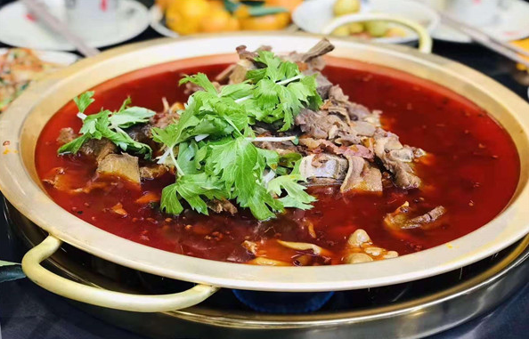 牛华华卤味牛肉火锅