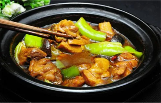 福宇记黄焖鸡米饭