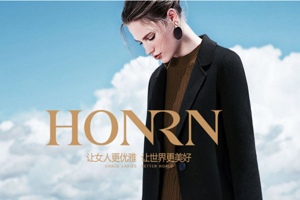 红人女装产品 门店图片