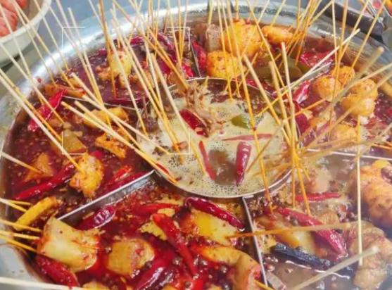 串串杯店十大排行榜？牛记新厕所串串香色香味俱全