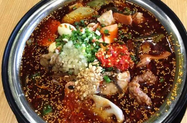 开一个萌小辣冒菜店多钱？优势有哪些