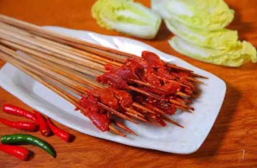 成都小郡肝串串香总店地址在哪里？费用详情