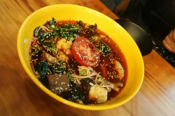 开一个萌小辣冒菜店多钱？优势有哪些