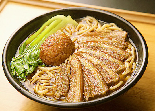 面馆店10大品牌有哪些？秦云老太婆风味十足
