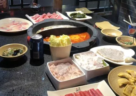 宽板凳火锅