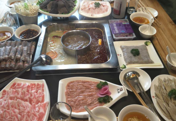 巴庄火锅费多少钱？开巴庄火锅店如何选址