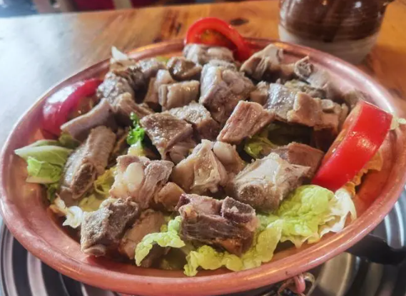 阿婆腊排骨火锅