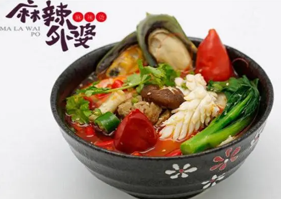 麻辣外婆费多少钱？优势是什么