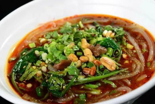 巴方酸辣粉费多少钱？扶持是什么
