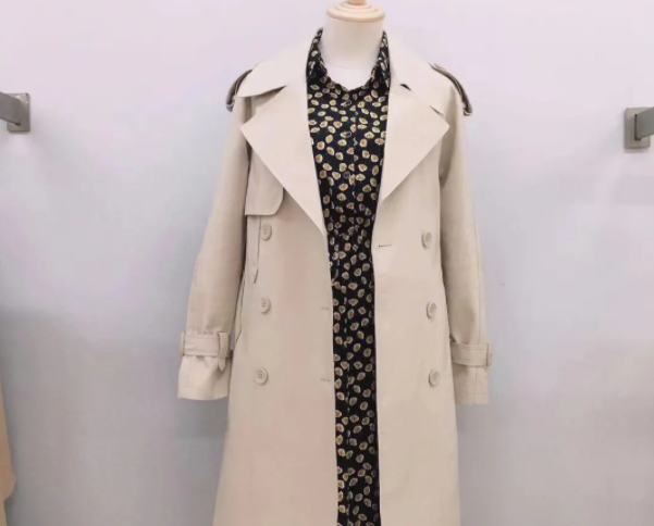 云南品牌女装加盟店排行榜？城市格调女装一站式扶持