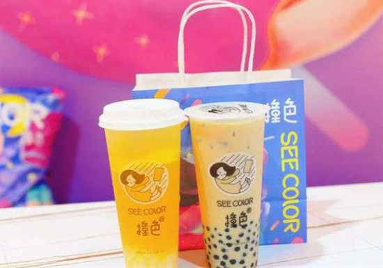 撞色奶茶店