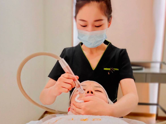 百莲凯美容院