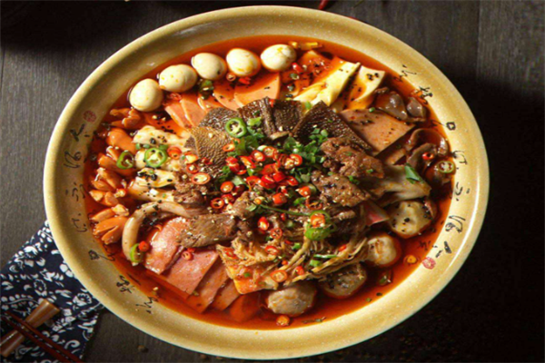 冒神火锅冒菜加盟条件是什么？怎么加盟