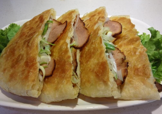 东北熏肉卷饼