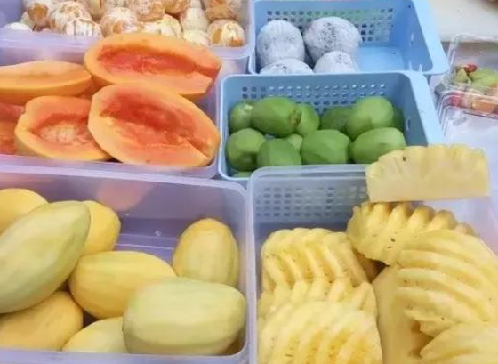东莞水果店10大品牌？果缤纷水果受到顾客的称赞