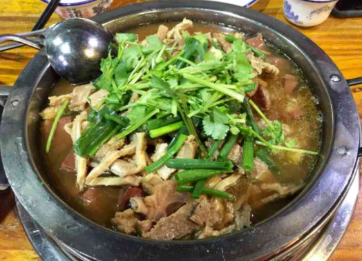 王者牛香牛杂火锅费多少钱？怎么样