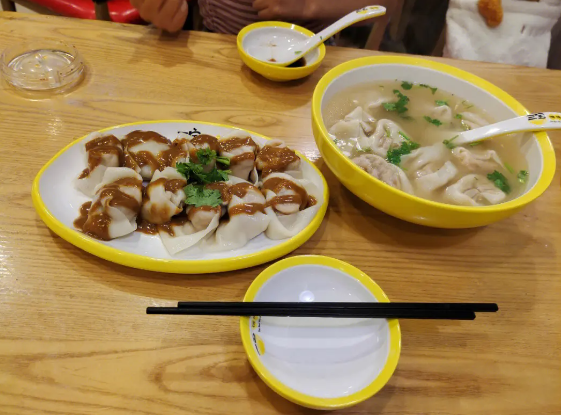 三宝馄饨